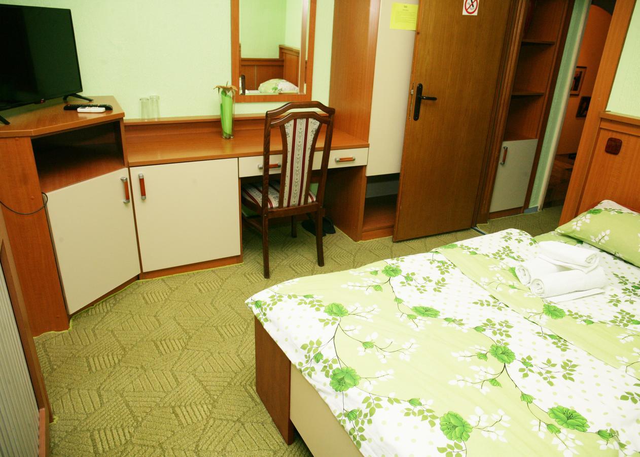 Motel Nana Banja Luka Eksteriør bilde
